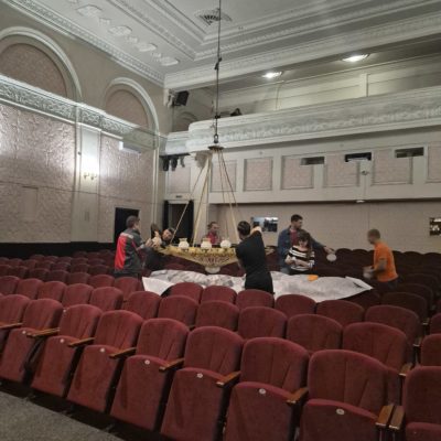 Всесвітній день прибирання – у театрі